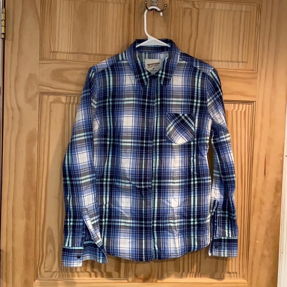 Women’s plaid shirt